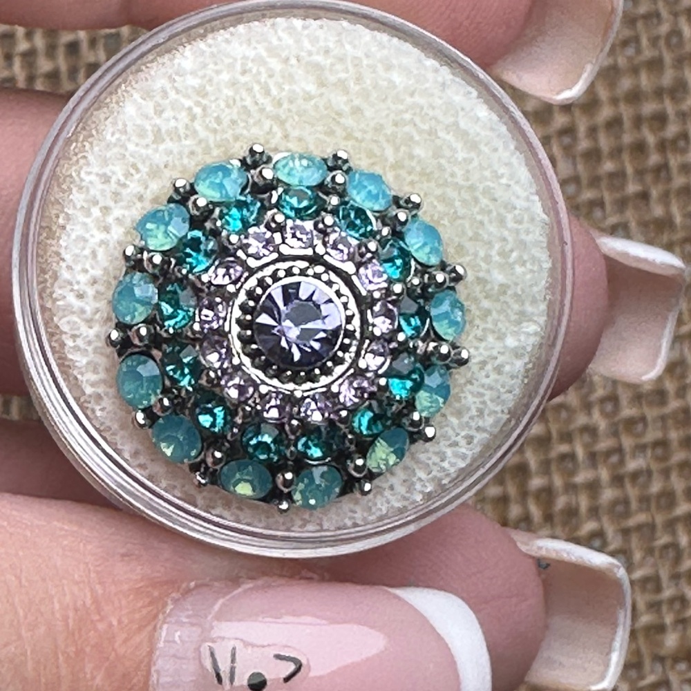 Magnolia and Vine 18mm Original Galaxy Ocean Blue Snap